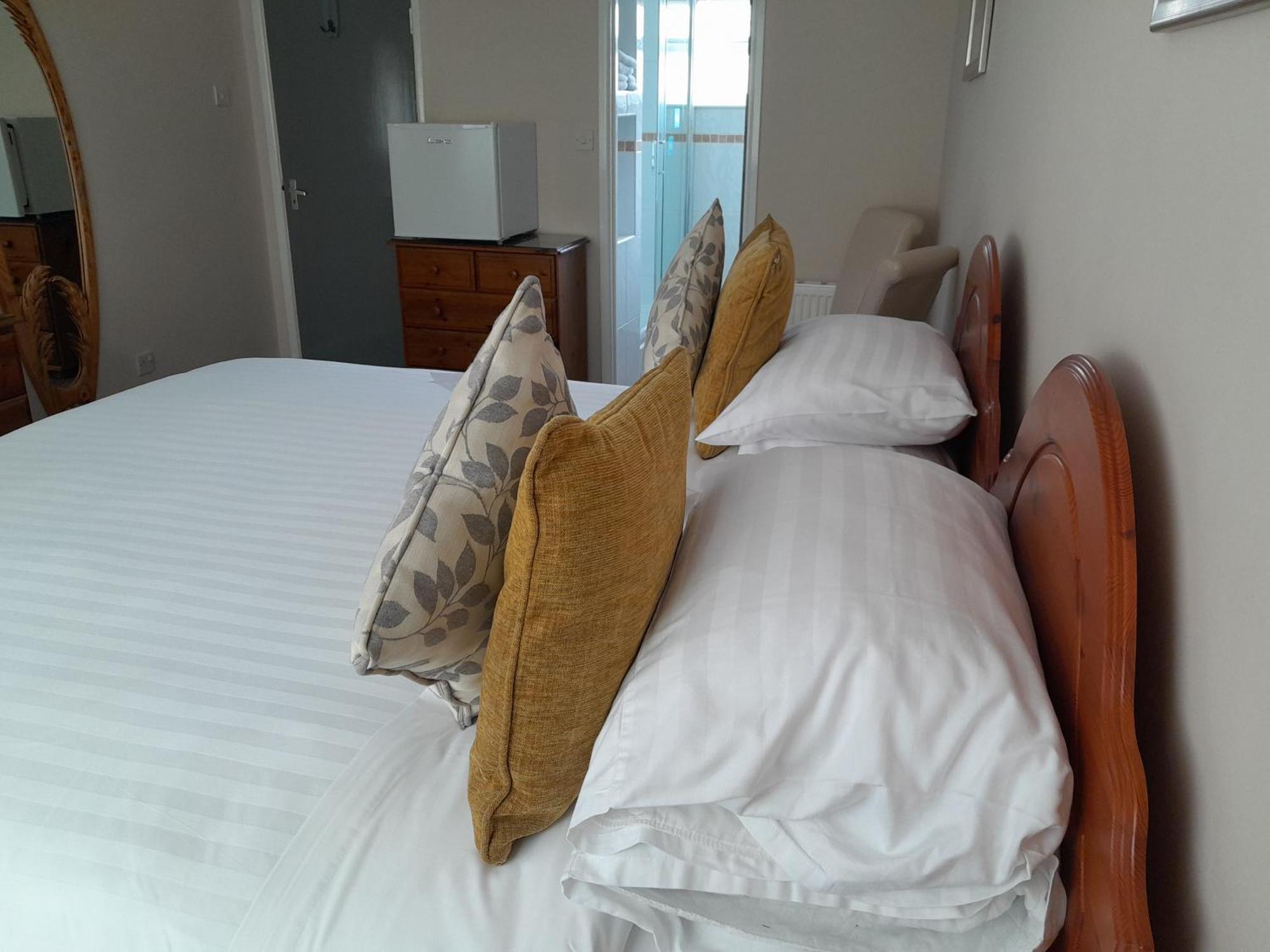 Relax At Rosscourt Guest House-Free On Site Parking (Adults Only) Bournemouth Esterno foto